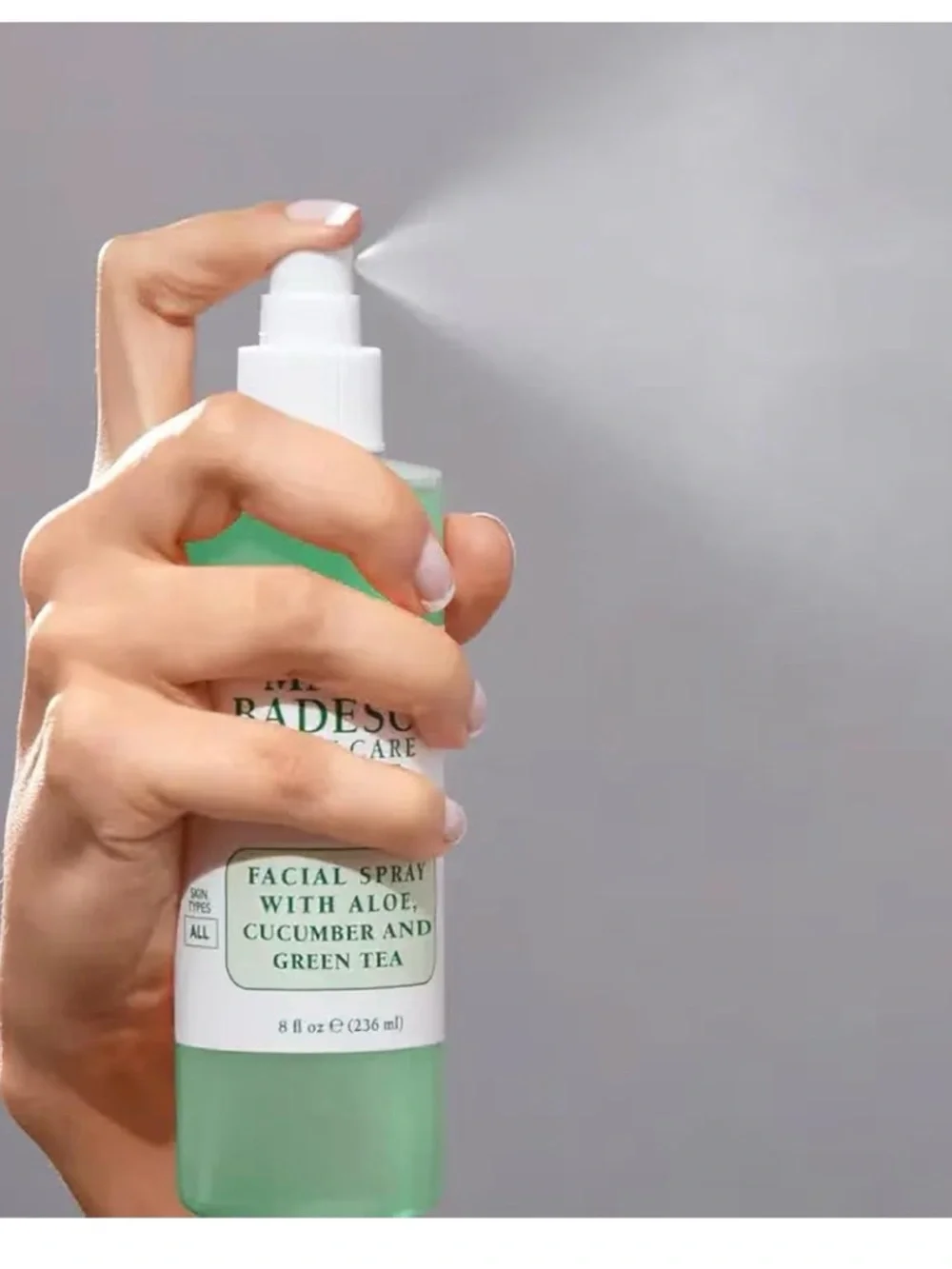Mario Badescu Rosewater & Cucumber Facial Spray Duo (Pink, Light Green)